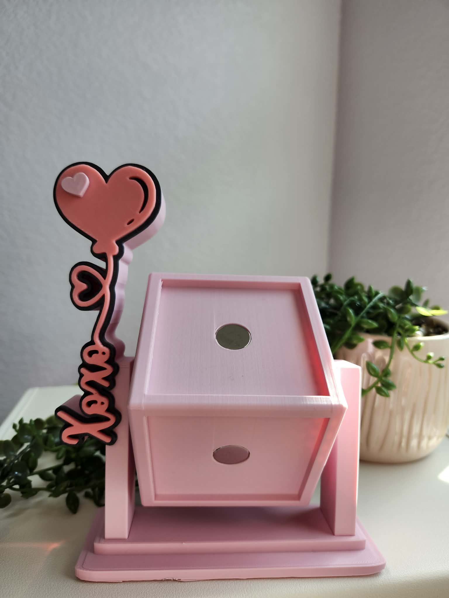 STL - Rotating Cube Frame (Holds 4 Photo Magnets)