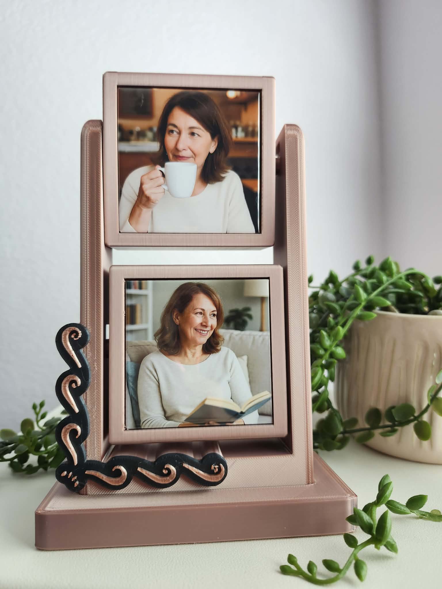 STL-Tower Rotating Frame – Double Sided (Holds 4 Photo Magnets)