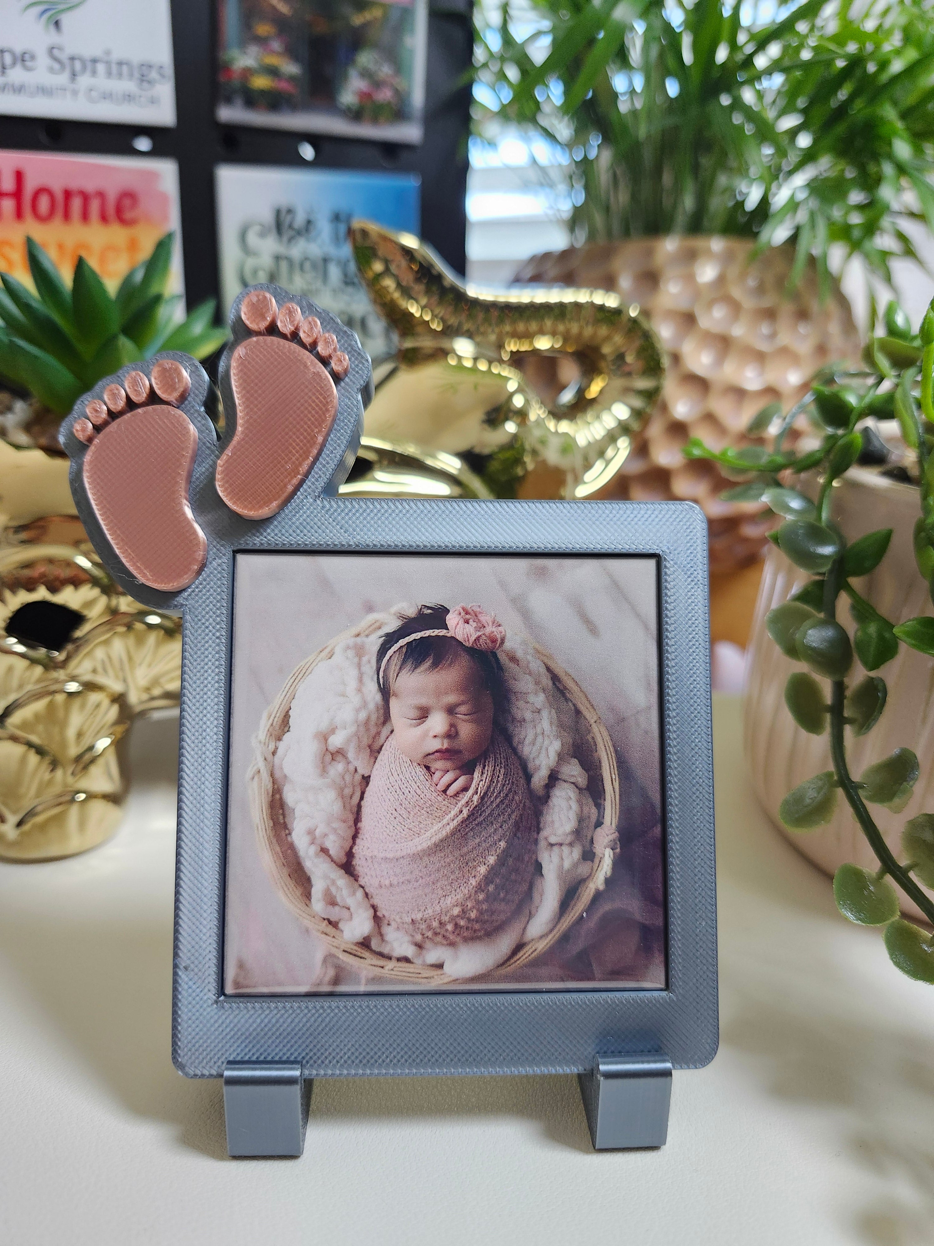 Baby footprint frame